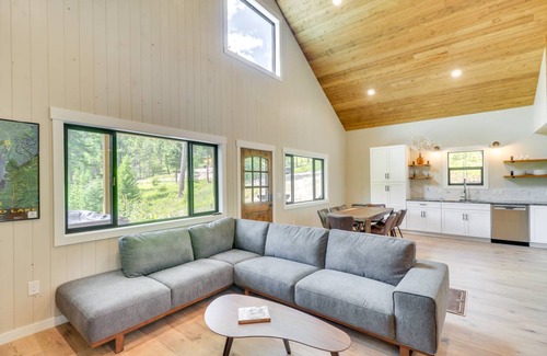 Lakeside House | 139 m² House ∙ 2 bedrooms ∙ 6 guests