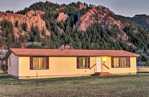 Cascade House | 140 m² House ∙ 3 bedrooms ∙ 6 guests