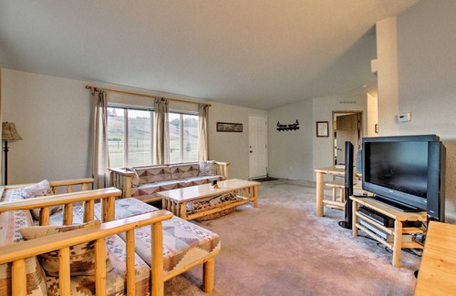 Cascade House | 140 m² House ∙ 3 bedrooms ∙ 6 guests