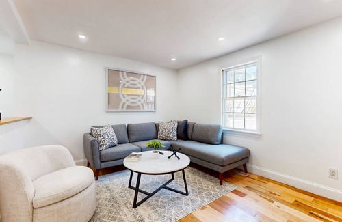 Everett House | 140 m² House ∙ 4 bedrooms ∙ 8 guests