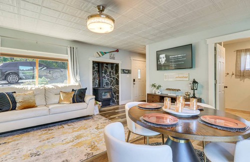 Coeur d'Alene Cottage | 148 m² Cabin ∙ 2 bedrooms ∙ 8 guests