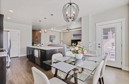Meridian House | 149 m² House ∙ 3 bedrooms ∙ 10 guests