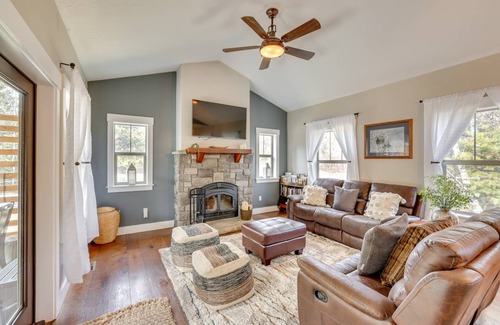 Fir Grove Estates House | 157 m² House ∙ 3 bedrooms ∙ 9 guests