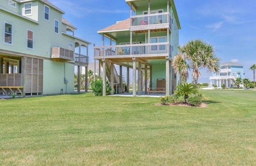 Pointe San Luis House | 158 m² House ∙ 3 bedrooms ∙ 9 guests