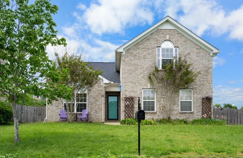 Spring Hill House | 158 m² House ∙ 3 bedrooms ∙ 8 guests