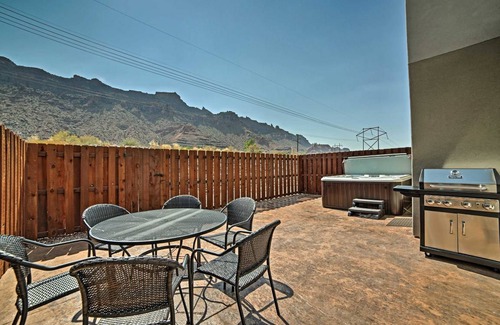 Moab South Valley Apartment | 162 m² Apartment ∙ 3 bedrooms ∙ 12 guests