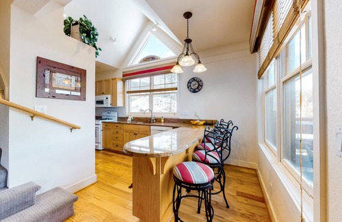 Saddle Ridge House | 166 m² House ∙ 3 bedrooms ∙ 9 guests