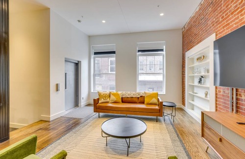 Downtown Omaha Apartment | 167 m² Apartment ∙ 2 bedrooms ∙ 6 guests