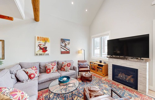 Saddle Ridge House | 167 m² House ∙ 3 bedrooms ∙ 7 guests