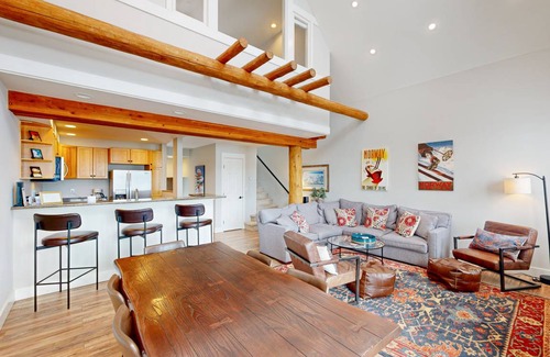 Saddle Ridge House | 167 m² House ∙ 3 bedrooms ∙ 7 guests