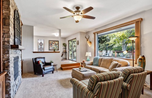 Ponder Point House | 170 m² House ∙ 3 bedrooms ∙ 6 guests