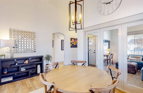 Meridian House | 171 m² House ∙ 3 bedrooms ∙ 6 guests