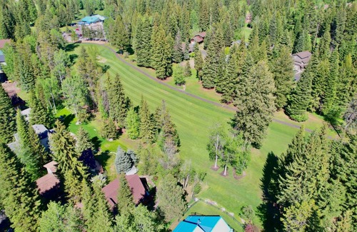 McCall House | 171 m² House ∙ 3 bedrooms ∙ 8 guests