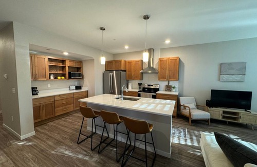 West Fargo Condo | 172 m² Condo ∙ 3 bedrooms ∙ 8 guests