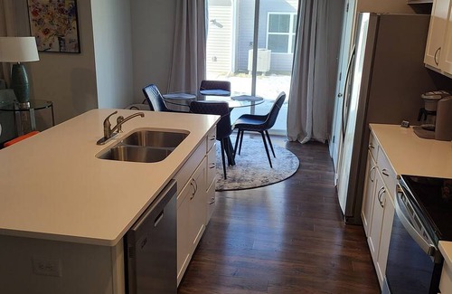 Ankeny Apartment | 173 m² Apartment ∙ 3 bedrooms ∙ 6 guests