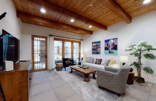 Menlo Park House | 175 m² House ∙ 2 bedrooms ∙ 6 guests