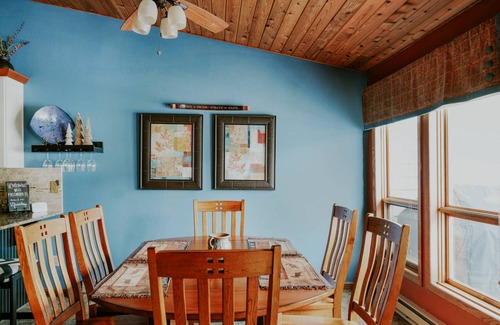 Big Sky House | 180 m² House ∙ 3 bedrooms ∙ 7 guests