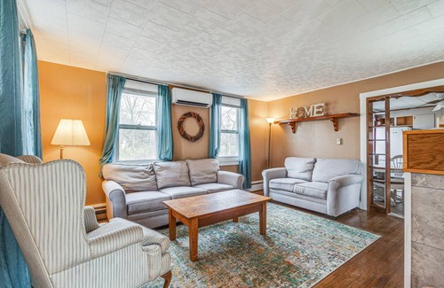 Mifflin House | 181 m² House ∙ 3 bedrooms ∙ 6 guests