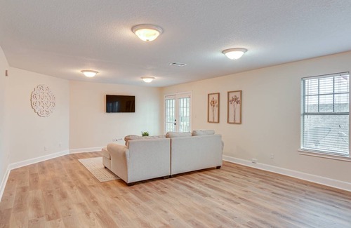 Clear Lake Shores Apartment | 185 m² Apartment ∙ 3 bedrooms ∙ 6 guests