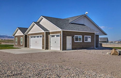 Dillon House | 185 m² House ∙ 3 bedrooms ∙ 8 guests