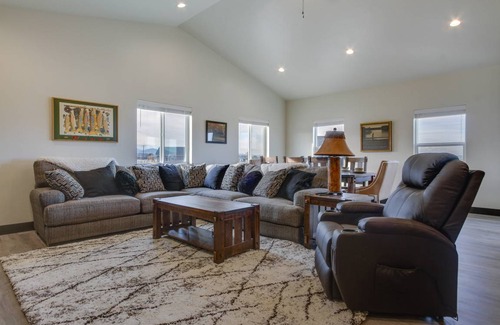 Dillon House | 185 m² House ∙ 3 bedrooms ∙ 8 guests