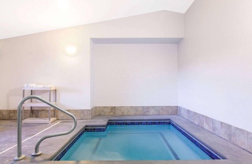 McCall Hotel | 19 m² Hotel ∙ 127 guests