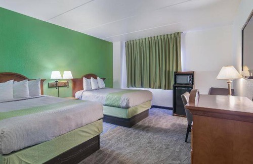 Dickinson Hotel | 19 m² Hotel ∙ 6 guests