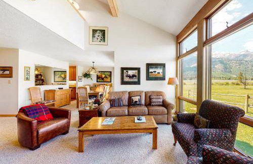 Moose Wilson Road Apartment | 191 m² Apartment ∙ 3 bedrooms ∙ 8 guests