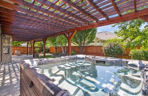 Meridian House | 192 m² House ∙ 4 bedrooms ∙ 8 guests