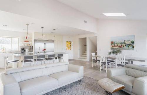 La Mesa House | 193 m² House ∙ 1 bedroom ∙ 11 guests