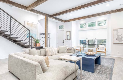 Historic Downtown Savannah House | 195 m² House ∙ 3 bedrooms ∙ 6 guests