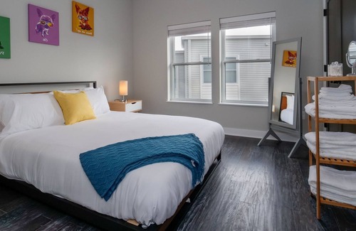 Ohio City Condo | 2 Bed Condo in the Heart of Ohio City- F6