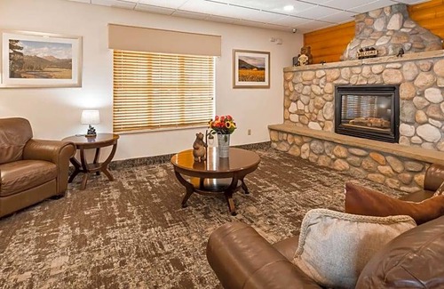 Laurel Hotel | 2-Star Hotel ∙ Best Western Yellowstone Crossing