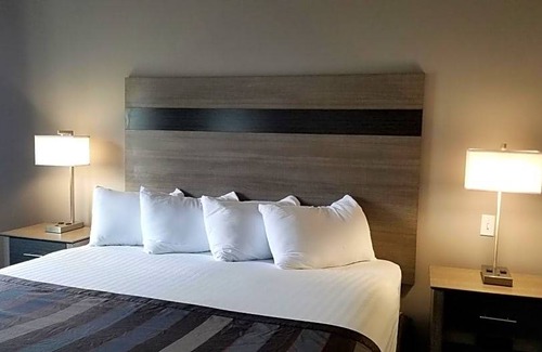 Lima Hotel | 2-Star Hotel ∙ Wingate by Wyndham Lima