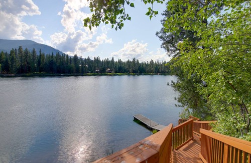 Thompson Falls House | 200 m² House ∙ 3 bedrooms ∙ 6 guests