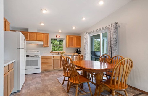 Bonner County House | 201 m² House ∙ 3 bedrooms ∙ 6 guests
