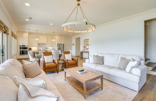 Alexander City House | 212 m² House ∙ 4 bedrooms ∙ 9 guests