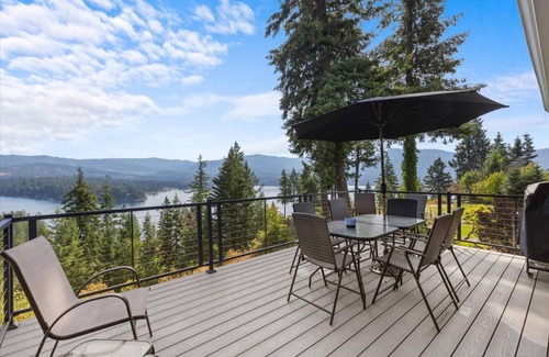 Hayden Lake House | 214 m² House ∙ 4 bedrooms ∙ 8 guests