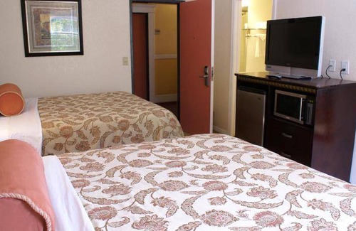 Little Italy Hotel | 22 m² Motel ∙ 127 guests