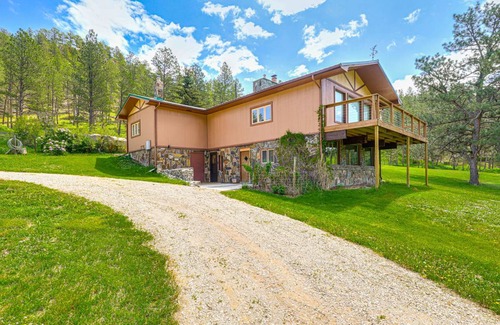 Moorcroft House | 222 m² House ∙ 3 bedrooms ∙ 7 guests