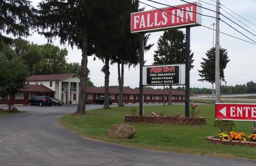 Newton Falls Hotel | 23 m² Motel ∙ 4 guests