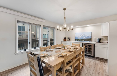 Teton Village Condo | 230 m² Condo ∙ 4 bedrooms ∙ 13 guests