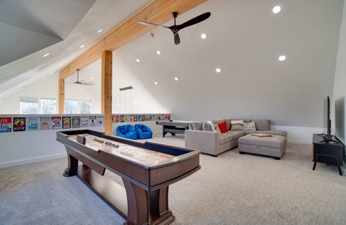 Donnelly House | 236 m² House ∙ 4 bedrooms ∙ 12 guests