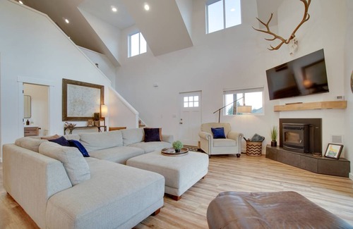 Donnelly House | 236 m² House ∙ 4 bedrooms ∙ 12 guests