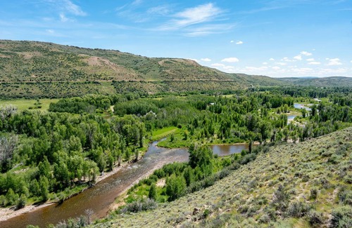 Uinta County House | 241 m² House ∙ 4 bedrooms ∙ 8 guests