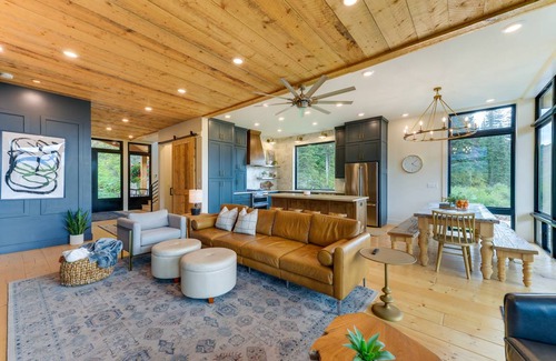 Turnerville House | 241 m² House ∙ 4 bedrooms ∙ 14 guests