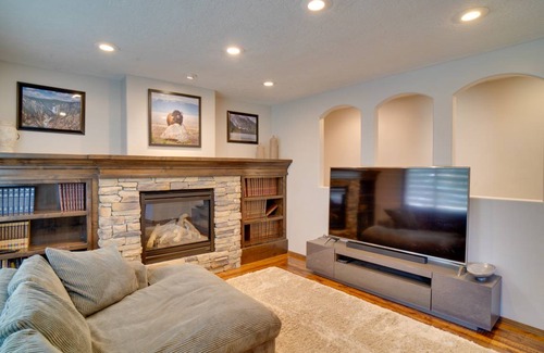 Kaysville House | 241 m² House ∙ 5 bedrooms ∙ 14 guests