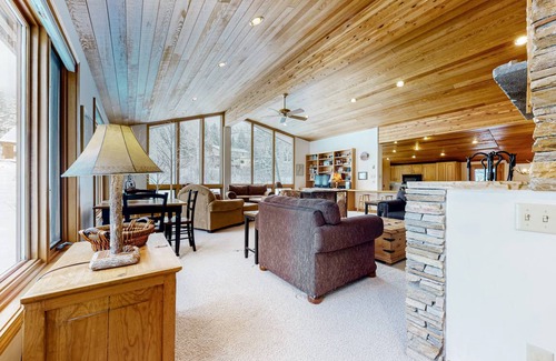 Teton Village House | 242 m² House ∙ 3 bedrooms ∙ 8 guests