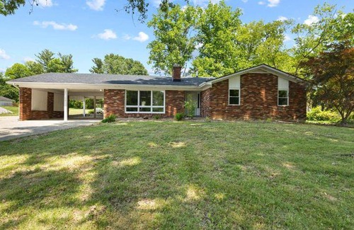 Jeffersonville - Clarksville House | 246 m² House ∙ 5 bedrooms ∙ 10 guests