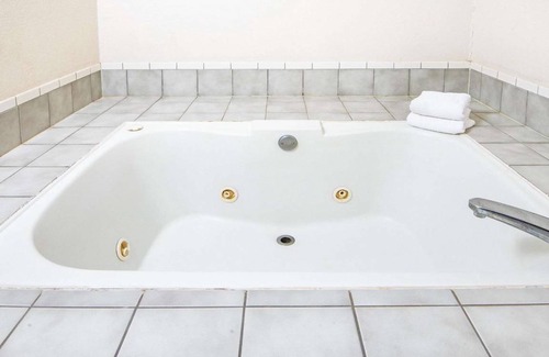 Richfield Hotel | 25 m² Hotel ∙ 127 guests